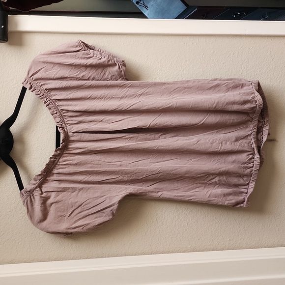 Language Language Sm. Flower Top - Picture 3 of 3